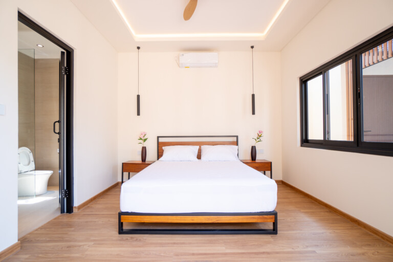 Moderne villa met 3 slaapkamers en privézwembad, Sanur, Bali (33)