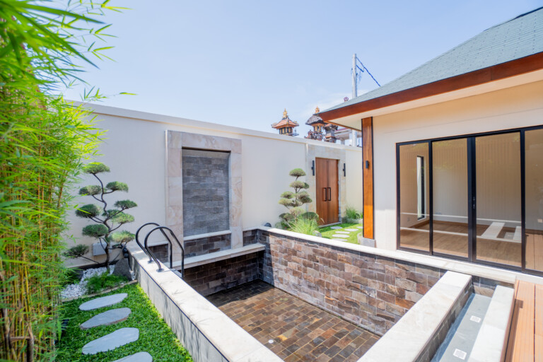 Moderne villa met 3 slaapkamers en privézwembad, Sanur, Bali (28)